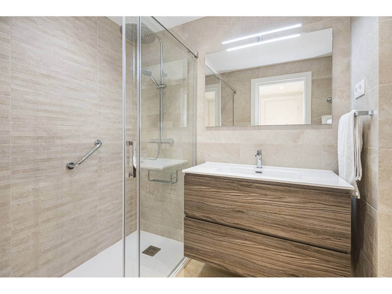 4 bedroom Penthouse for sale in Sitges with pool garage - € 1,490,000 (Ref: 10002495)