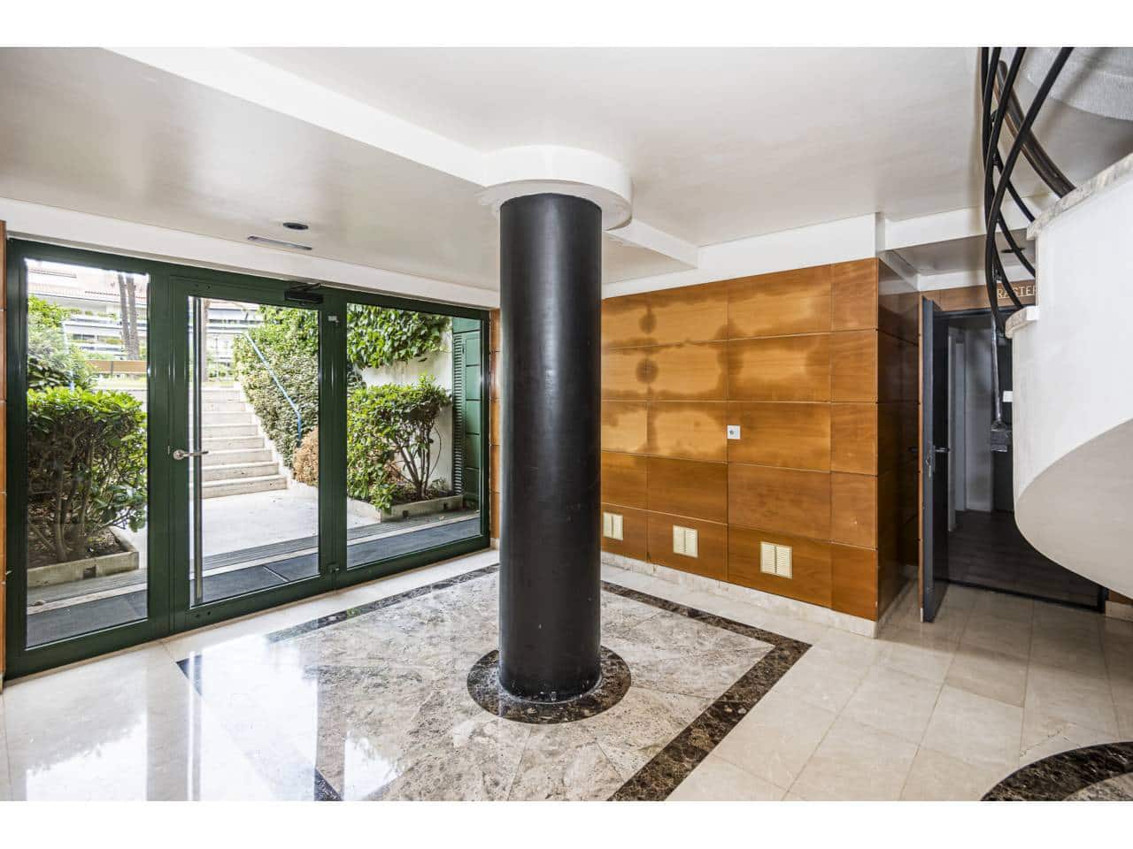 4 bedroom Penthouse for sale in Sitges with pool garage - € 1,490,000 (Ref: 10002495)