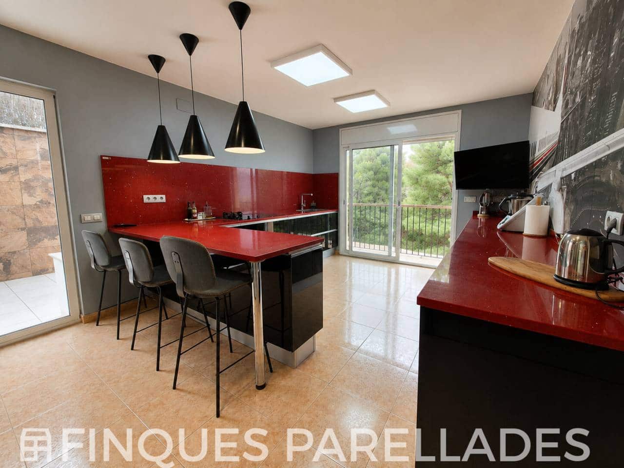 4 soveværelse Villa til salg i Canyelles med swimmingpool garage - € 548.000 (Ref: 10046647)