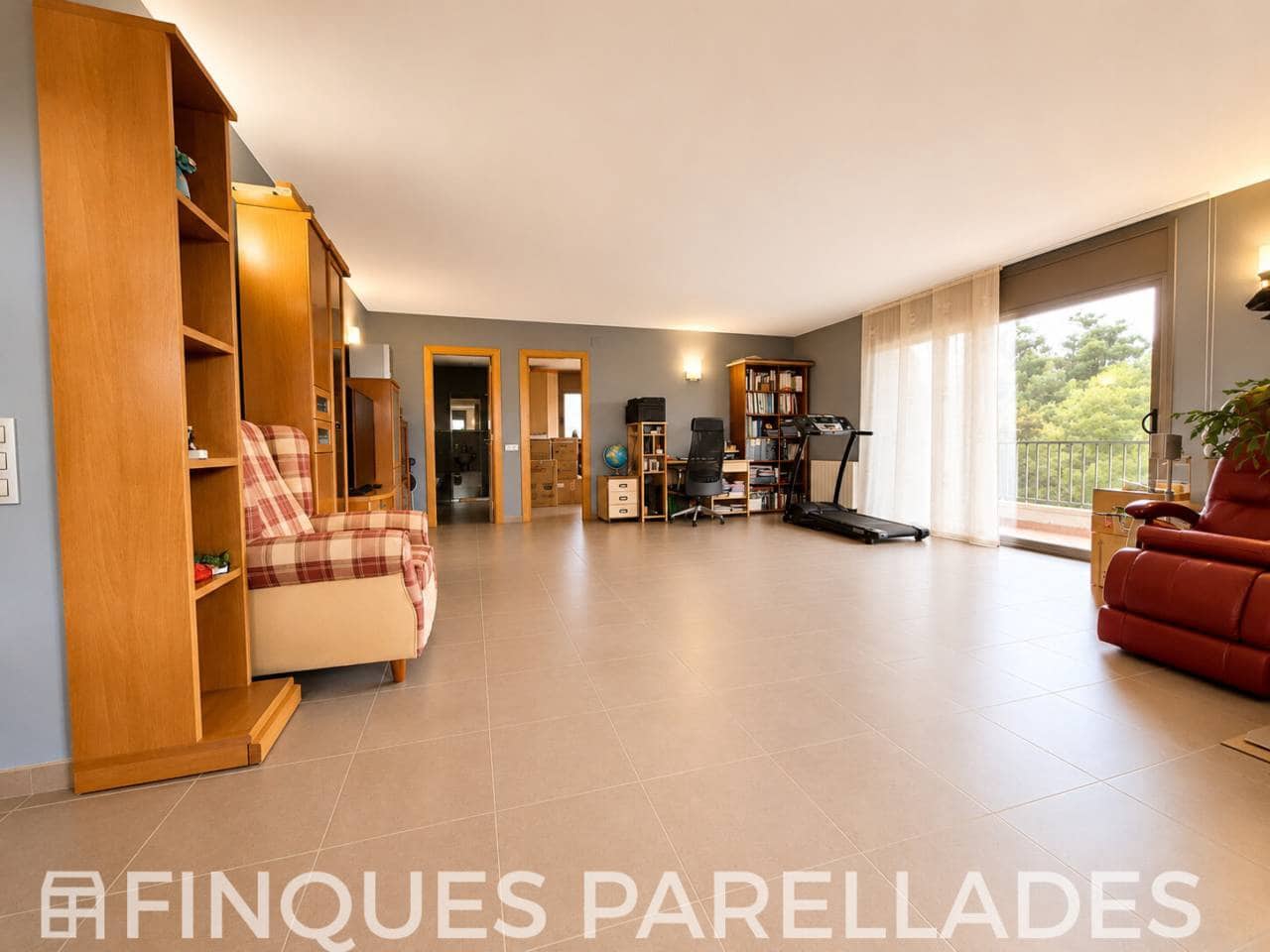 4 soveværelse Villa til salg i Canyelles med swimmingpool garage - € 548.000 (Ref: 10046647)