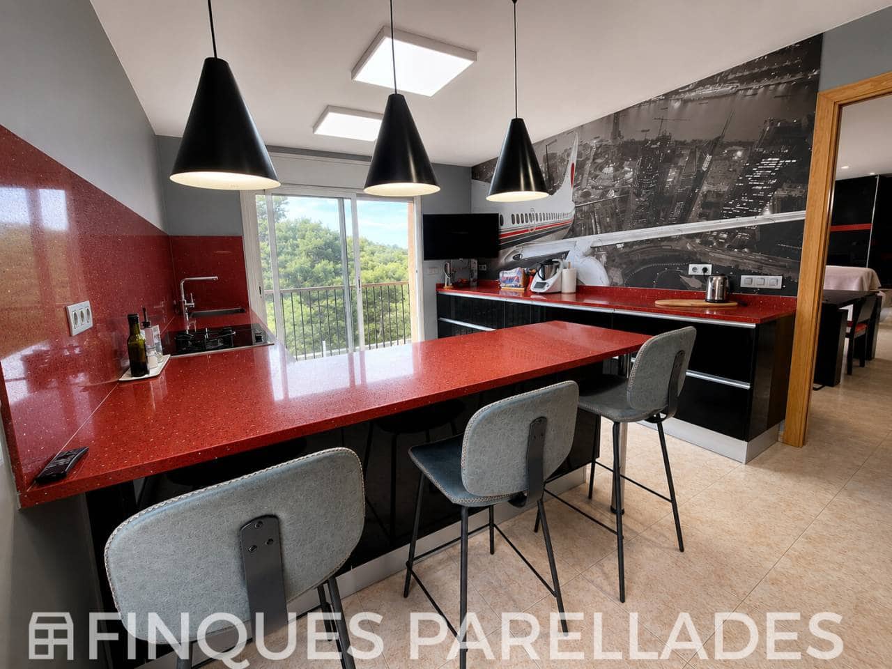 4 soveværelse Villa til salg i Canyelles med swimmingpool garage - € 548.000 (Ref: 10046647)