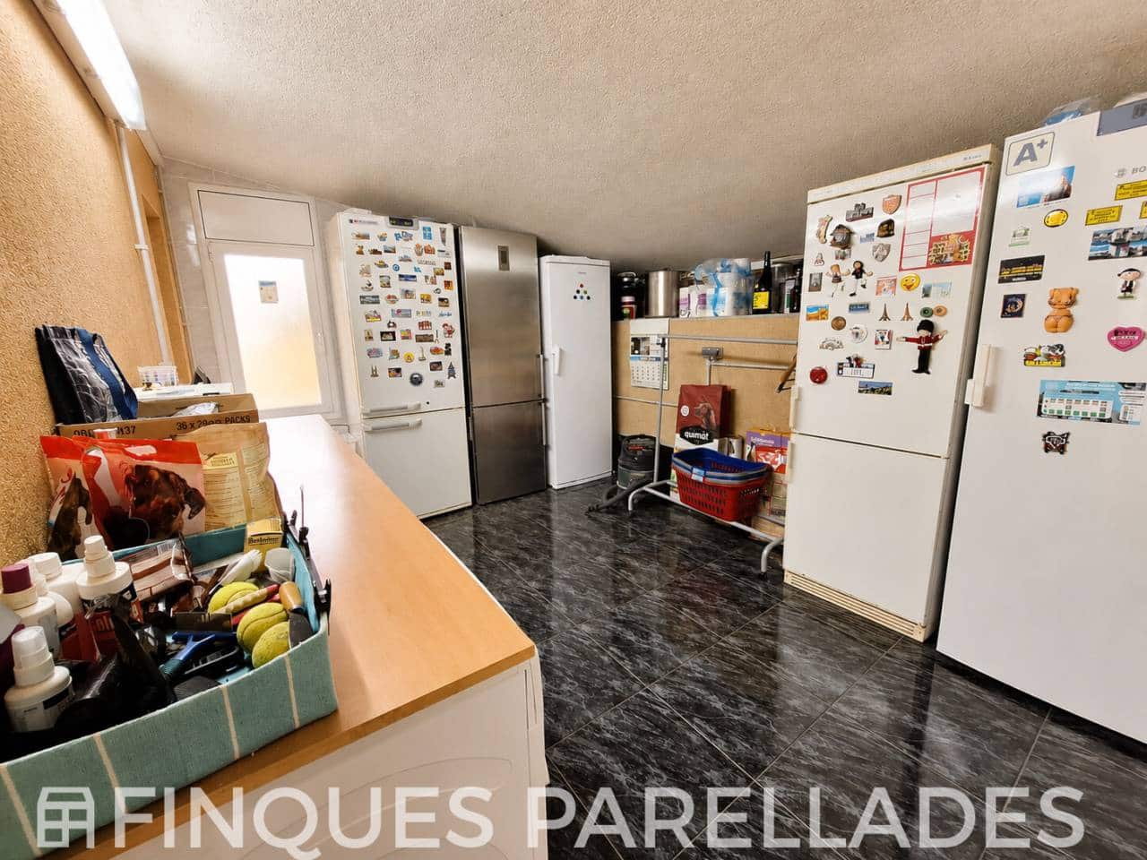4 soveværelse Villa til salg i Canyelles med swimmingpool garage - € 548.000 (Ref: 10046647)