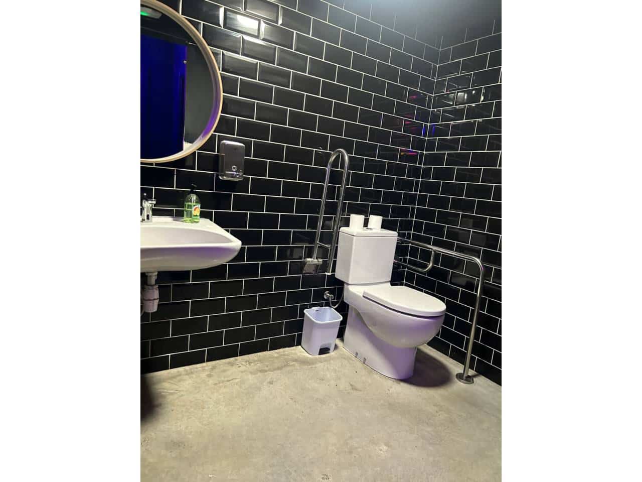 Comercial para venda em Sitges - 300 000 € (Ref: 10079867)