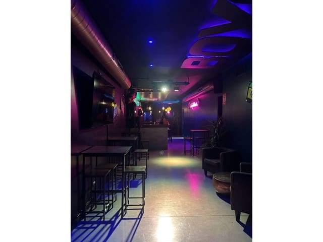 Comercial para venda em Sitges - 300 000 € (Ref: 10079867)