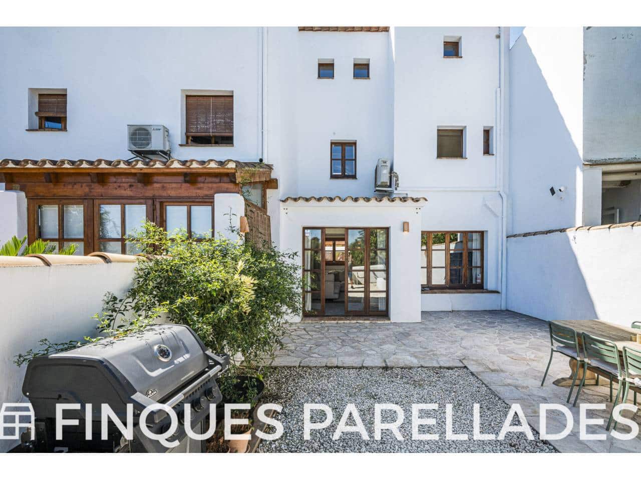 Casa de 3 habitaciones en Sant Pere de Ribes en venta - 760.000 € (Ref: 10085378)