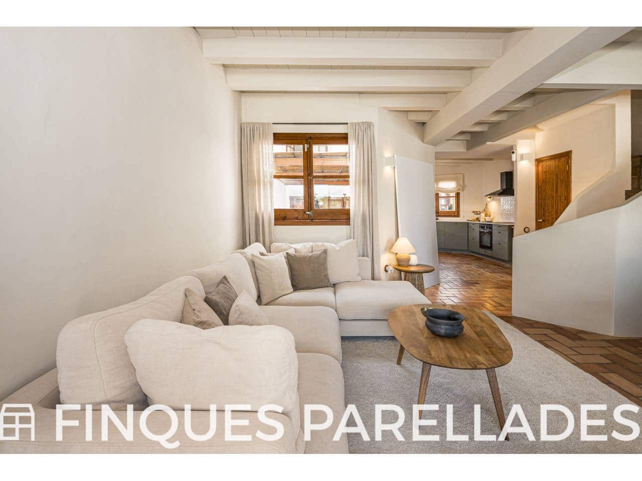 3 bedroom Townhouse for sale in Sant Pere de Ribes with garage - € 760,000 (Ref: 10085378)