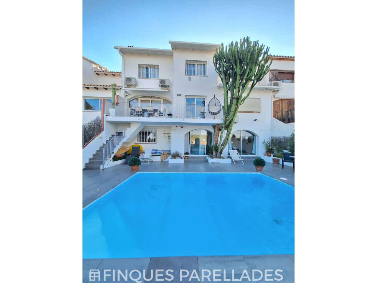 4 quarto Moradia para arrendar em Sant Pere de Ribes com piscina garagem - 3 000 € (Ref: 10088523)