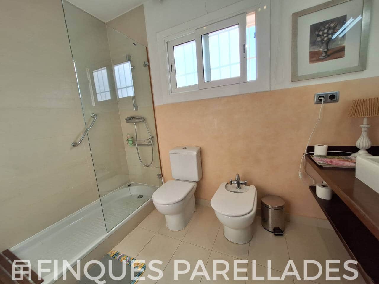 4 quarto Moradia para arrendar em Sant Pere de Ribes com piscina garagem - 3 000 € (Ref: 10088523)