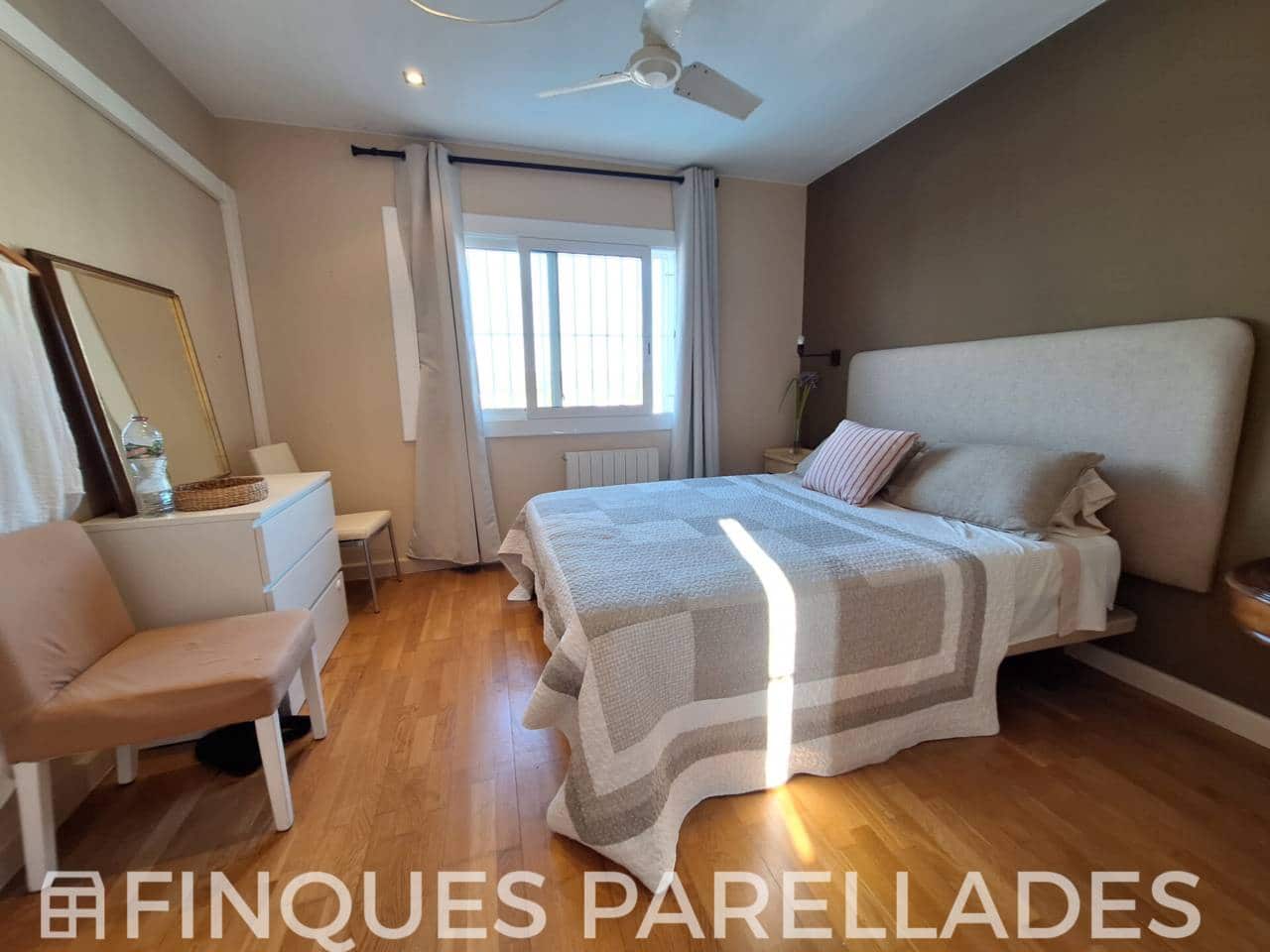 4 quarto Moradia para arrendar em Sant Pere de Ribes com piscina garagem - 3 000 € (Ref: 10088523)