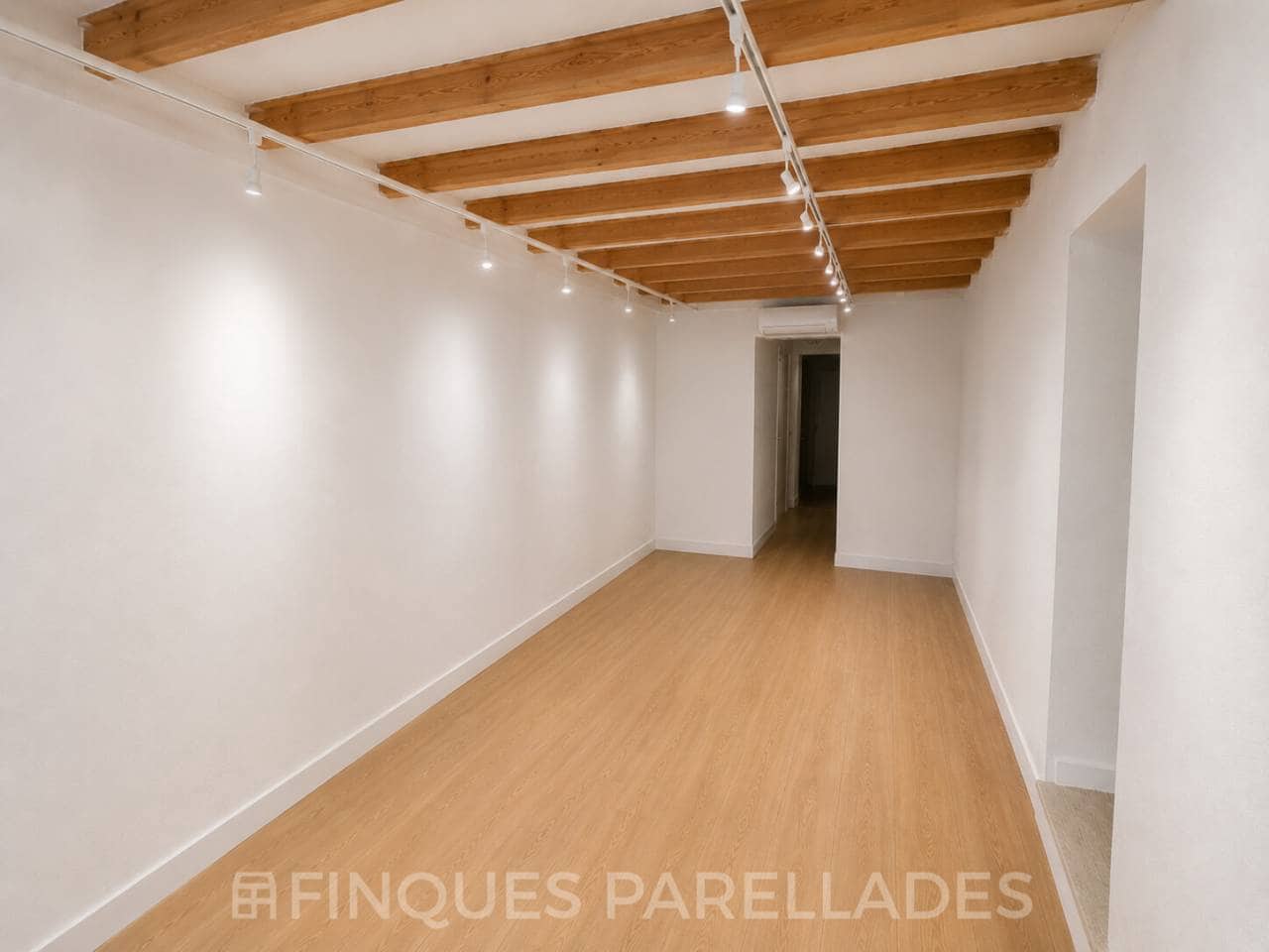 Kaupallinen vuokrattavana paikassa Sitges - 1 950 € (Ref: 10117421)