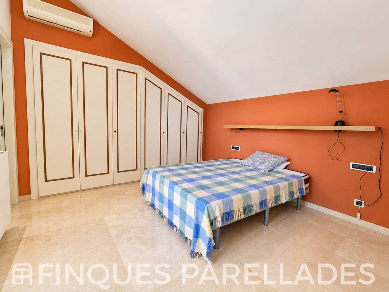 3 slaapkamer Penthouse te koop in Sitges met zwembad garage - € 1.235.000 (Ref: 10170413)