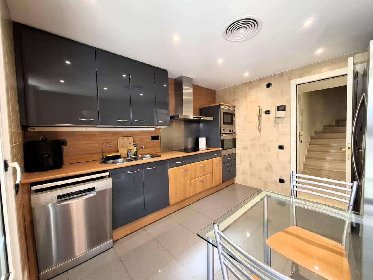 3 slaapkamer Penthouse te koop in Sitges met zwembad garage - € 1.235.000 (Ref: 10170413)