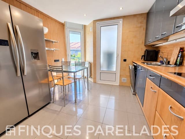 3 slaapkamer Penthouse te koop in Sitges met zwembad garage - € 1.235.000 (Ref: 10170413)