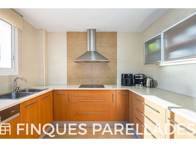 4 sovrum Lägenhet till salu i Sitges - 570 000 € (Ref: 4657259)