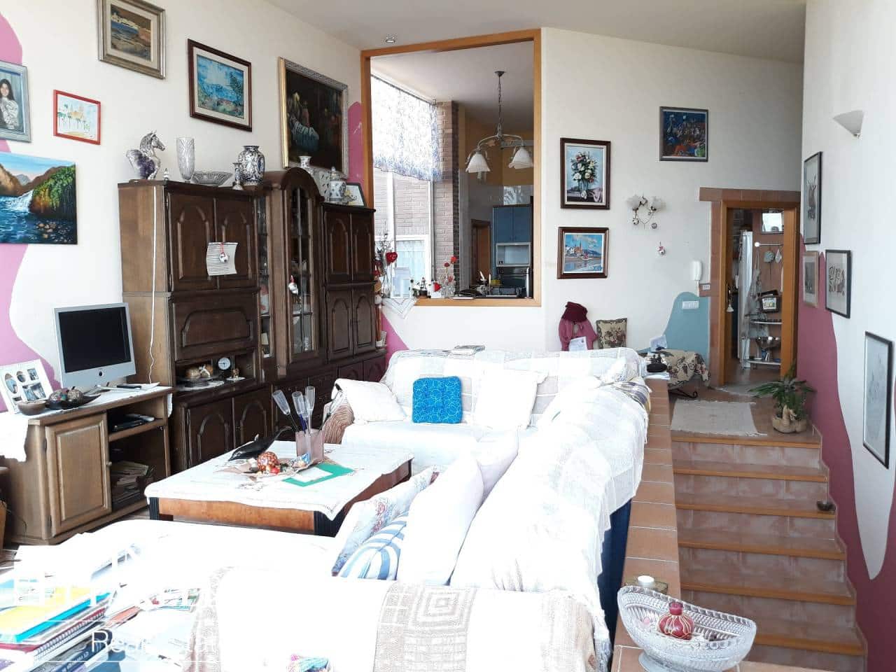 4 sypialnia Willa na sprzedaż w Sitges z basenem garażem - 980 000 € (Ref: 4657364)