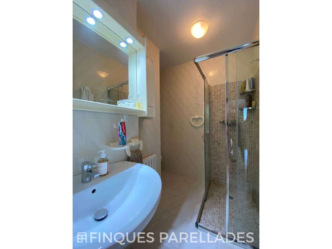 2 sypialnia Penthouse na sprzedaż w Sitges z basenem - 630 000 € (Ref: 8112552)