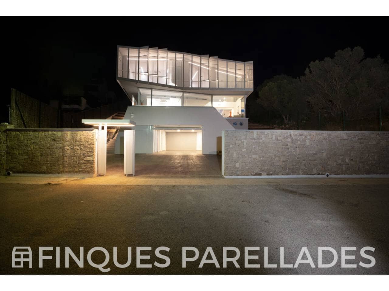 5 soveværelse Villa til salg i Sitges med swimmingpool garage - € 2.800.000 (Ref: 8873354)