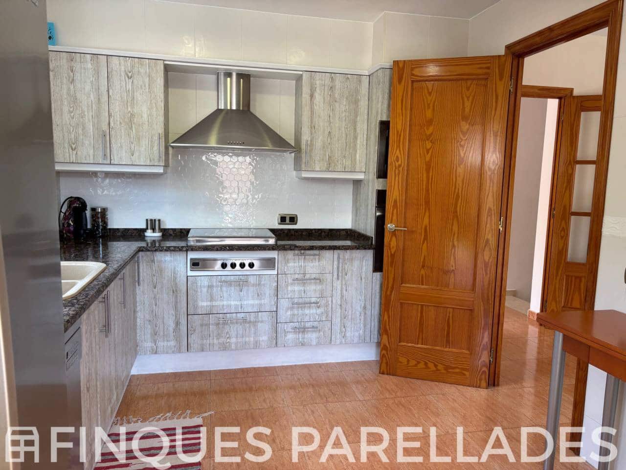 3 soverom Villa til salgs i Sant Pere de Ribes med svømmebasseng garasje - € 635 000 (Ref: 8983826)