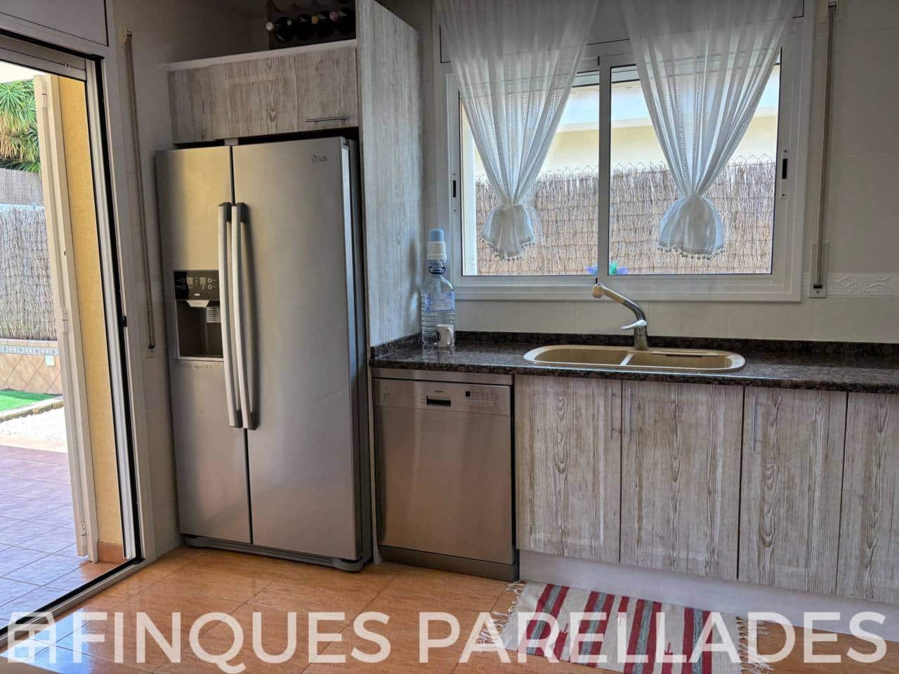 3 soverom Villa til salgs i Sant Pere de Ribes med svømmebasseng garasje - € 635 000 (Ref: 8983826)