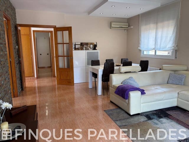 3 bedroom Villa for sale in Sant Pere de Ribes with pool garage - € 635,000 (Ref: 8983826)
