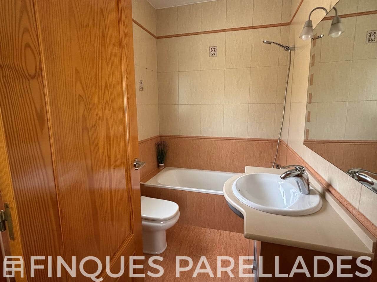 3 soverom Villa til salgs i Sant Pere de Ribes med svømmebasseng garasje - € 635 000 (Ref: 8983826)