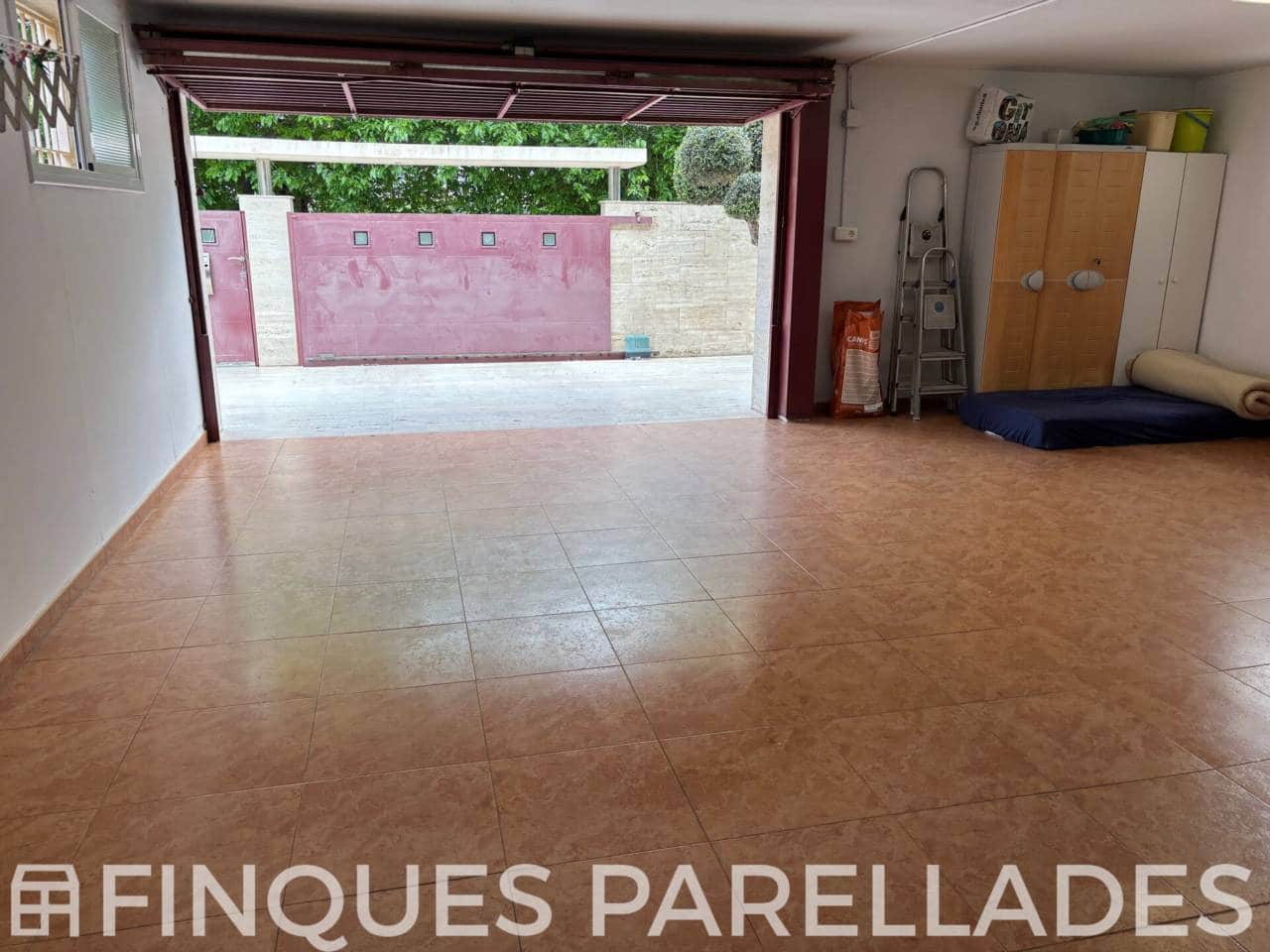 3 soverom Villa til salgs i Sant Pere de Ribes med svømmebasseng garasje - € 635 000 (Ref: 8983826)