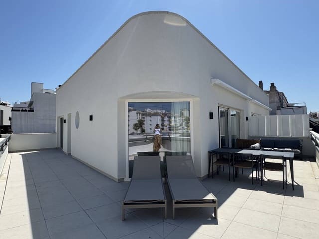 1 makuuhuone Kattohuoneisto vuokrattavana paikassa Sitges - 2 500 € (Ref: 9009923)