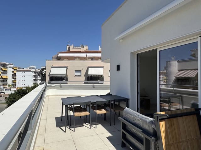 1 makuuhuone Kattohuoneisto vuokrattavana paikassa Sitges - 2 500 € (Ref: 9009923)