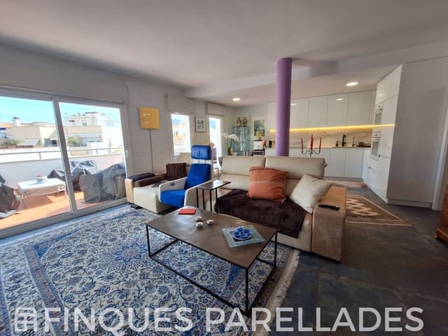 3 bedroom Penthouse for sale in Sitges with garage - € 895,000 (Ref: 9022655)