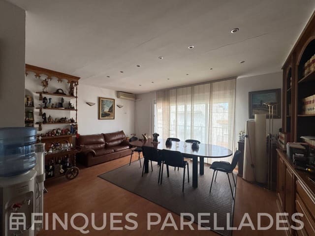 4 soveværelse Lejlighed til salg i Sitges - € 438.000 (Ref: 9097788)