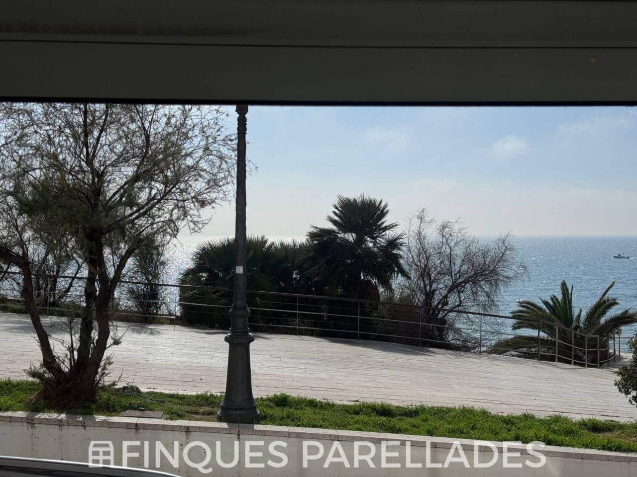 3 slaapkamer Flat te koop in Sitges met garage - € 1.090.000 (Ref: 9136807)