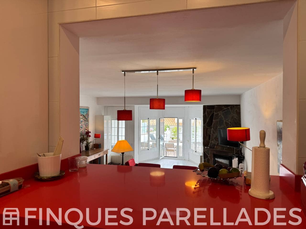 4 soveværelse Byhus til salg i Sitges med swimmingpool garage - € 630.000 (Ref: 9242552)