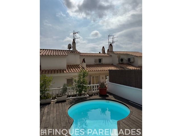 4 bedroom Townhouse for sale in Sitges with pool garage - € 630,000 (Ref: 9242552)