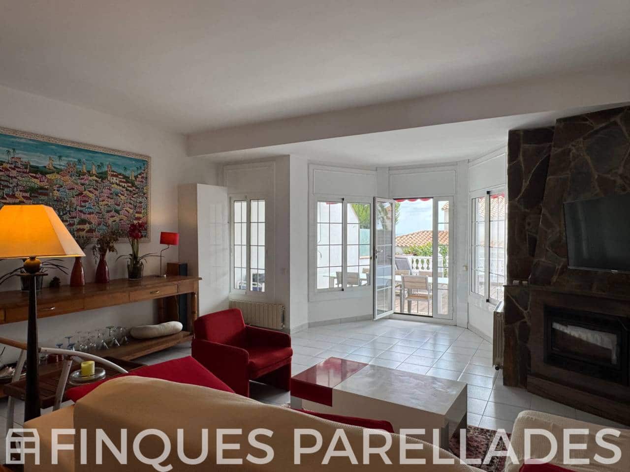 4 soveværelse Byhus til salg i Sitges med swimmingpool garage - € 630.000 (Ref: 9242552)