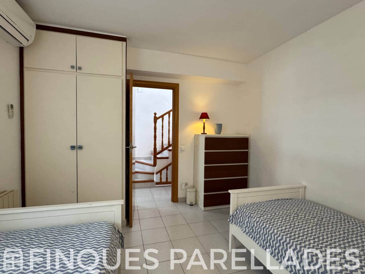 4 soveværelse Byhus til salg i Sitges med swimmingpool garage - € 630.000 (Ref: 9242552)