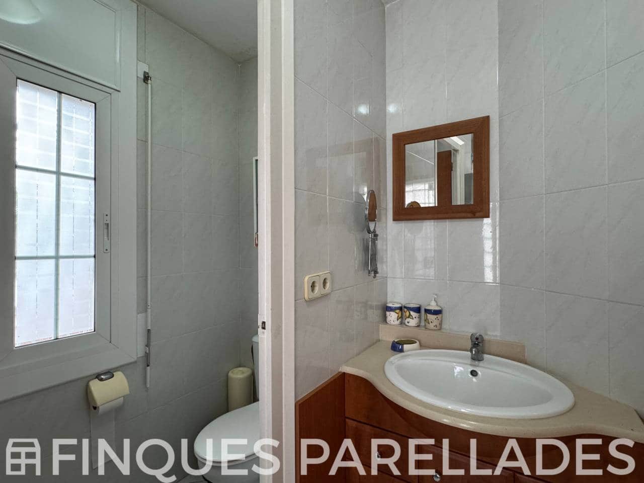 4 soveværelse Byhus til salg i Sitges med swimmingpool garage - € 630.000 (Ref: 9242552)