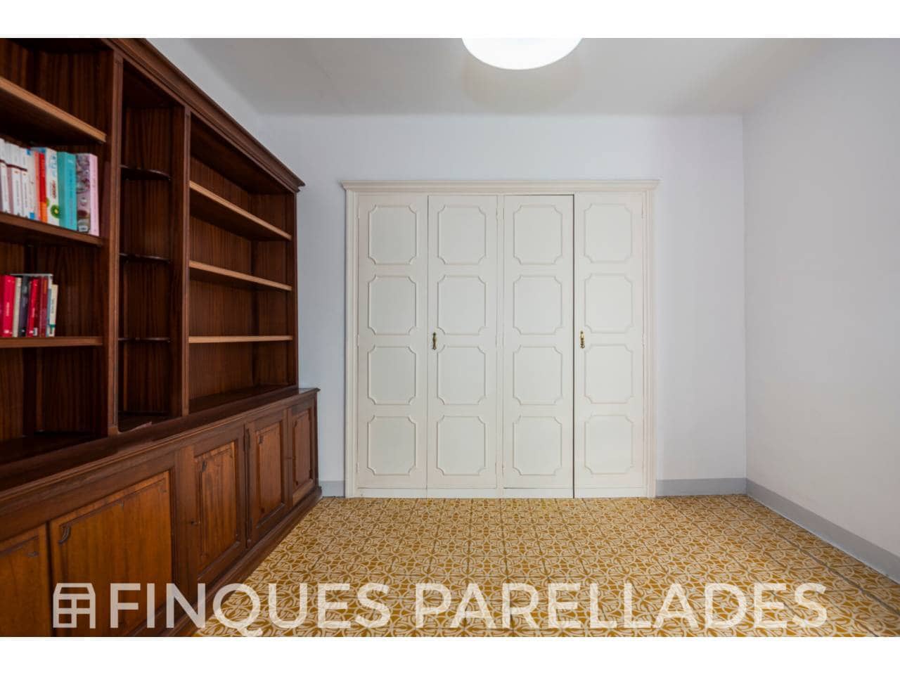 5 bedroom Penthouse for sale in Sitges - € 585,000 (Ref: 9246221)