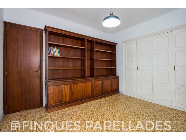 5 bedroom Penthouse for sale in Sitges - € 585,000 (Ref: 9246221)