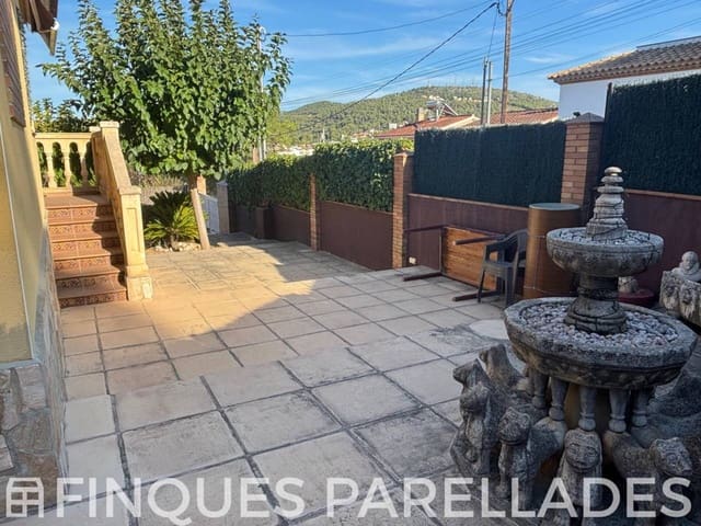 4 soverom Villa til leie i Canyelles med garasje - € 1 990 (Ref: 9272034)