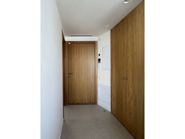 1 bedroom Penthouse for rent in Sitges - € 2,350 (Ref: 9300547)