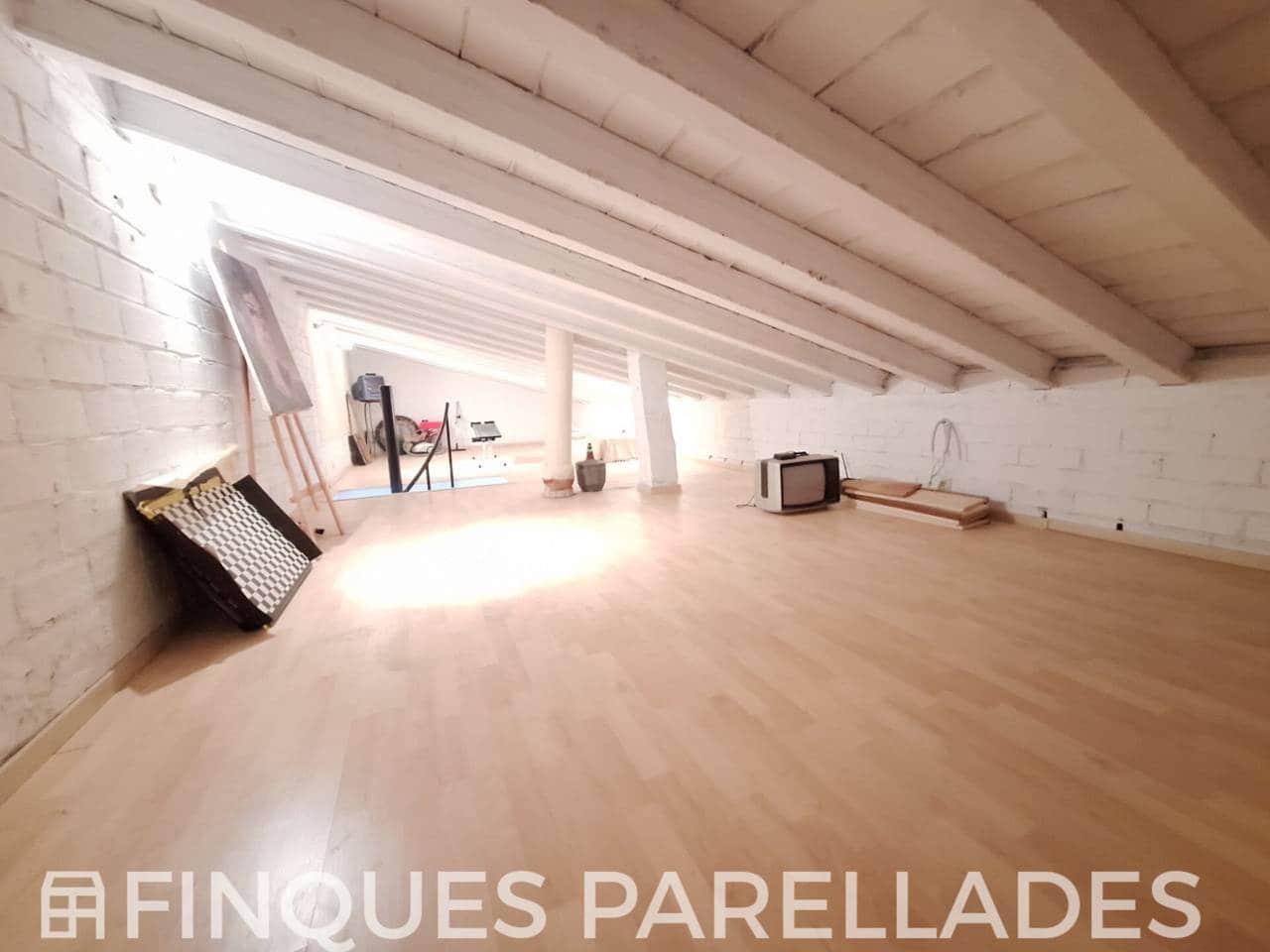 2 bedroom Penthouse for sale in Sitges with garage - € 680,000 (Ref: 9312369)