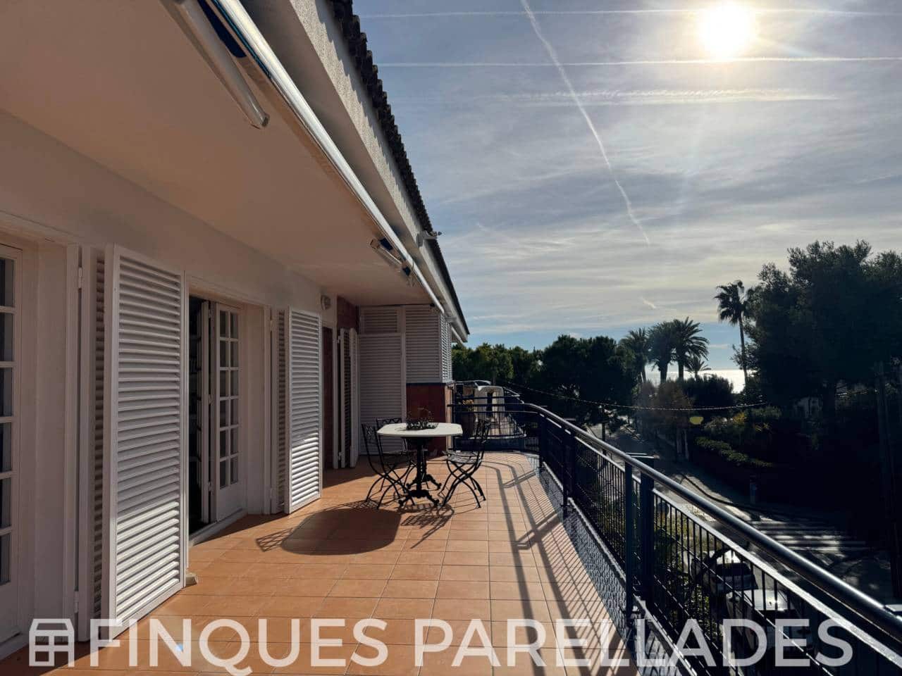 2 bedroom Penthouse for sale in Sitges with garage - € 680,000 (Ref: 9312369)