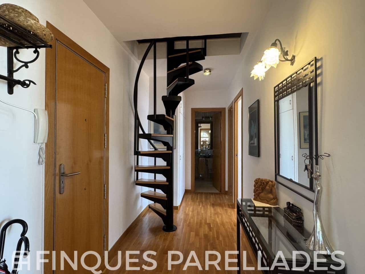 2 bedroom Penthouse for sale in Sitges with garage - € 680,000 (Ref: 9312369)