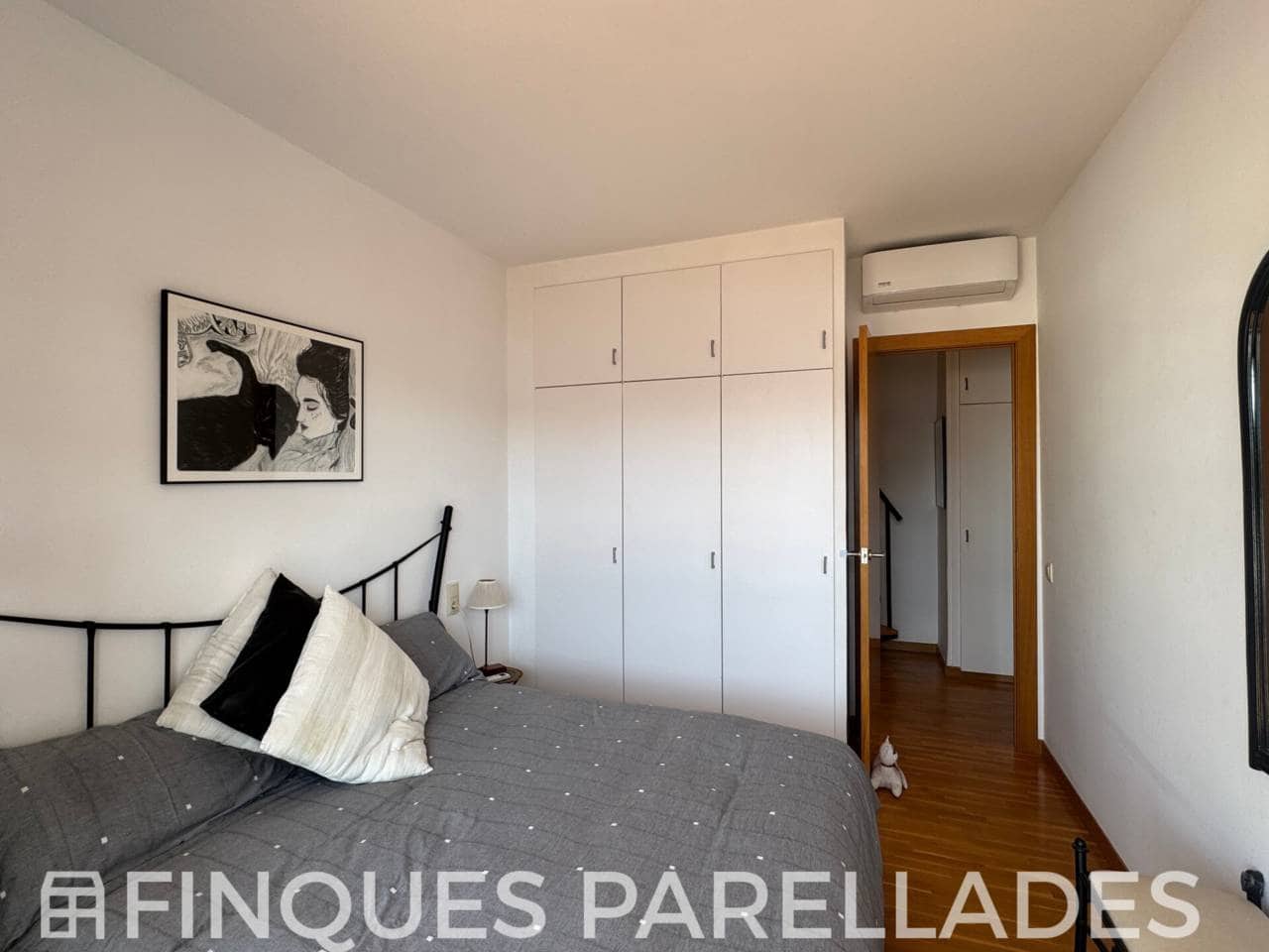 2 bedroom Penthouse for sale in Sitges with garage - € 680,000 (Ref: 9312369)