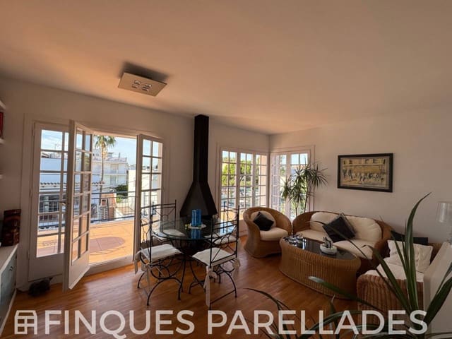 2 bedroom Penthouse for sale in Sitges with garage - € 680,000 (Ref: 9312369)