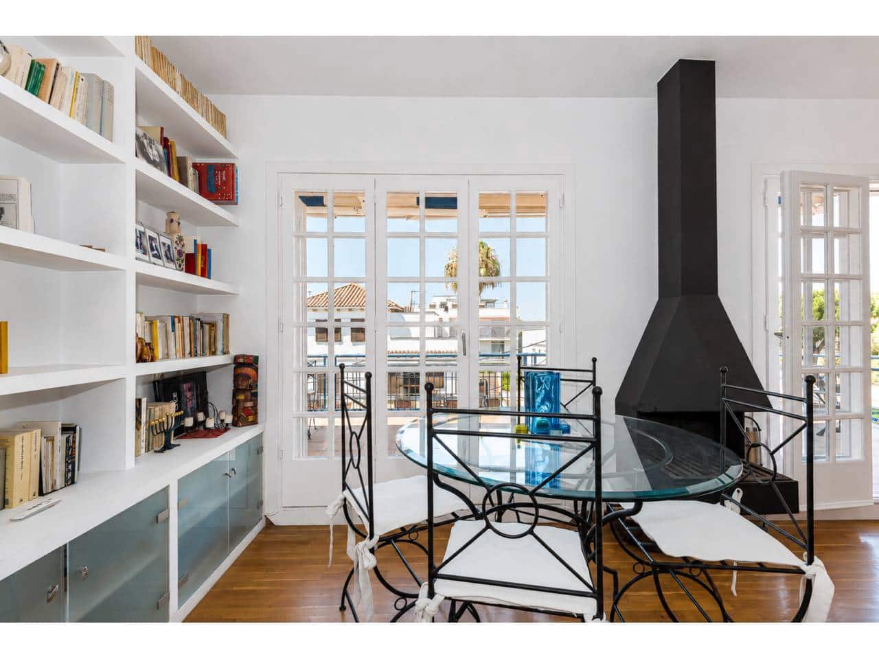 2 soverom Penthouse til salgs i Sitges med garasje - € 650 000 (Ref: 9312369)