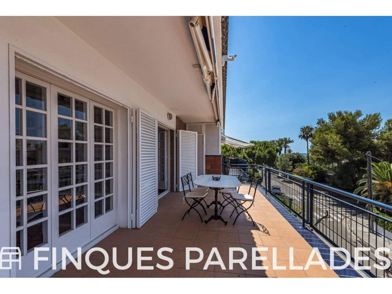 2 soverom Penthouse til salgs i Sitges med garasje - € 650 000 (Ref: 9312369)