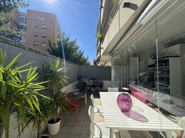 1 soveværelse Lejlighed til salg i Sitges med swimmingpool - € 335.000 (Ref: 9317040)