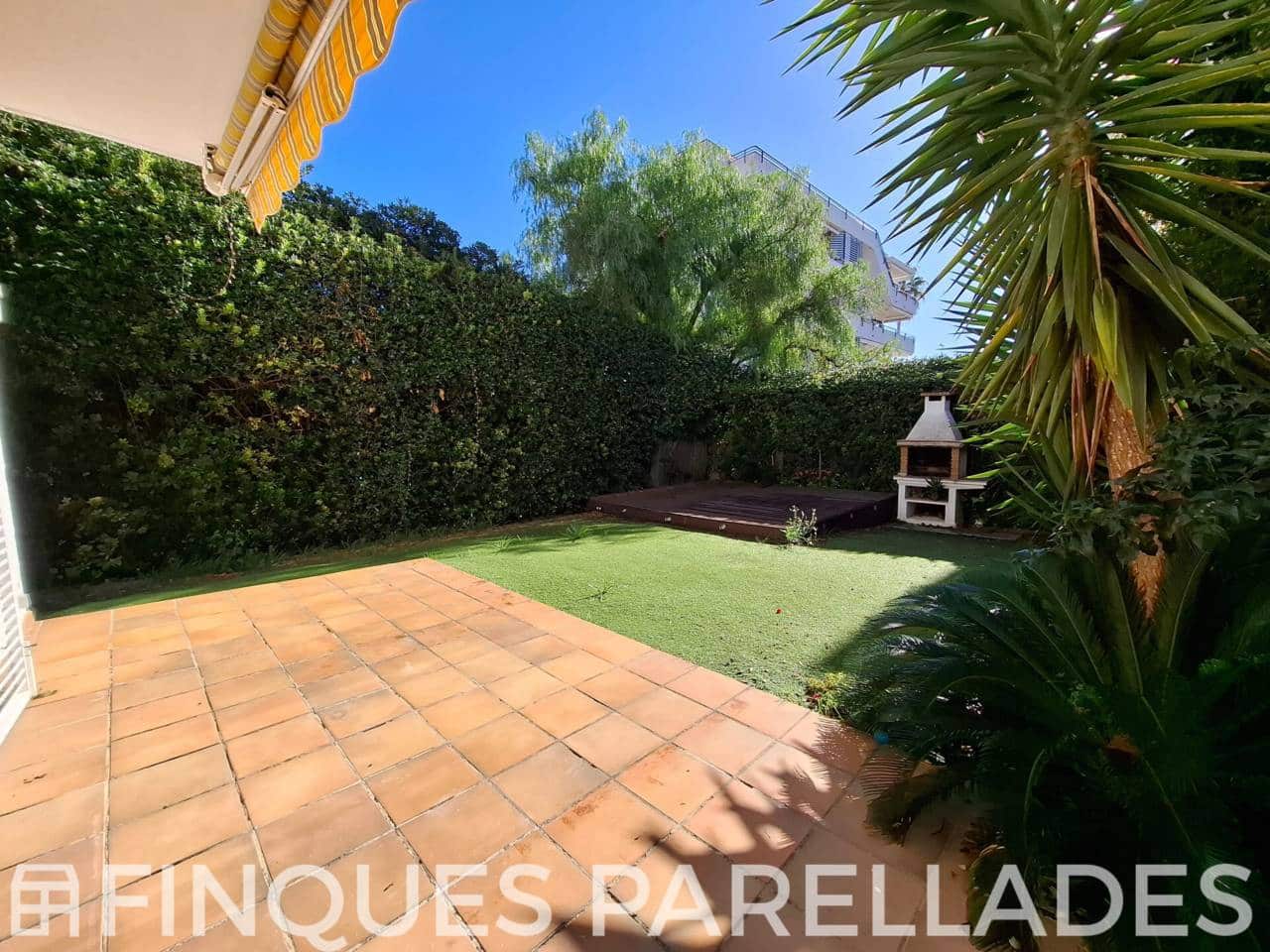 3 chambre Villa/Maison Semi-Mitoyenne à vendre à Sitges avec garage - 1 300 000 € (Ref: 9382407)