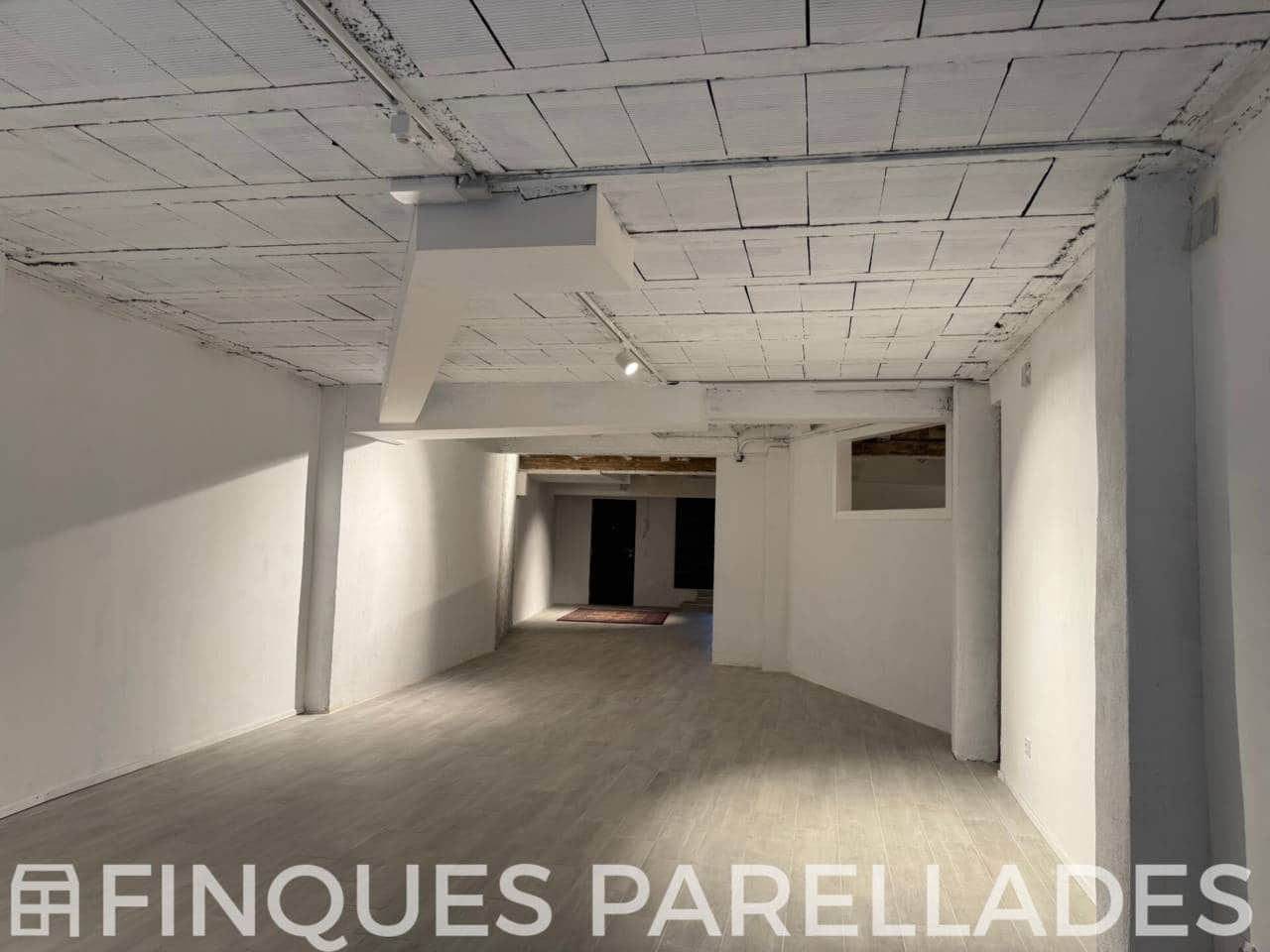 2 bedroom Commercial for sale in Sitges - € 296,000 (Ref: 9382408)